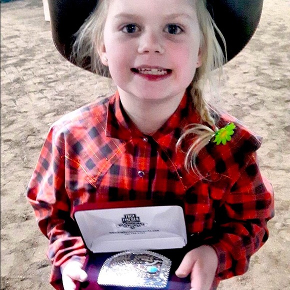 Meet your Posher, Hayley - Picture 12 of 16